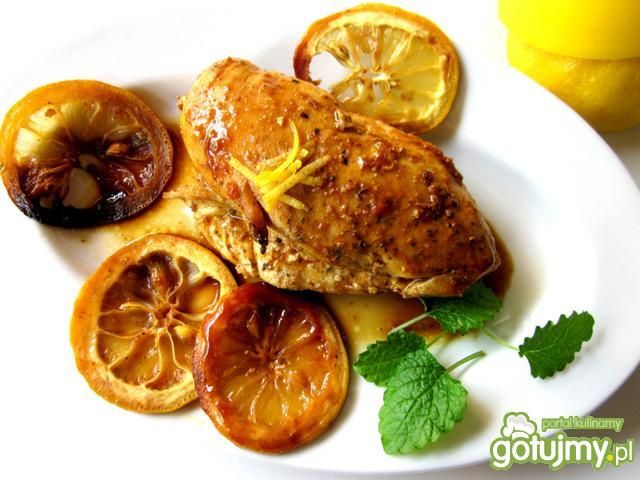 Pierś z kurczaka w miodzie z plasterkami Pierś z kurczaka w miodzie z plasterkami