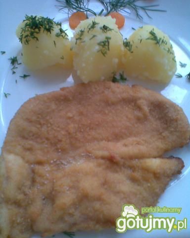 Pierś z kurczaka w panierce.