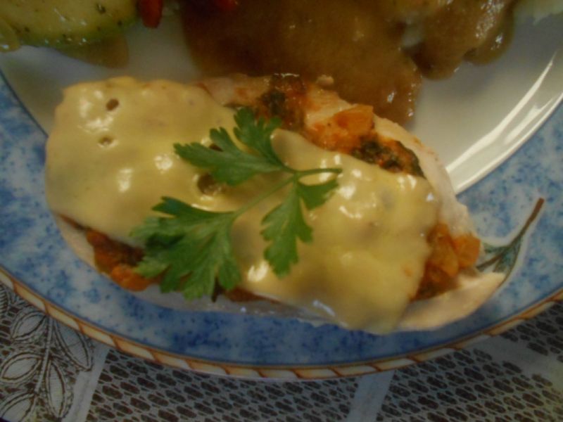 Pierś z kurczaka z bazylią i musztardą Pierś z kurczaka z bazylią i musztardą