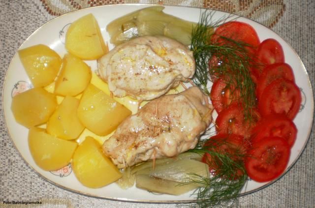 Pierś z kurczaka z fenkułem na parze