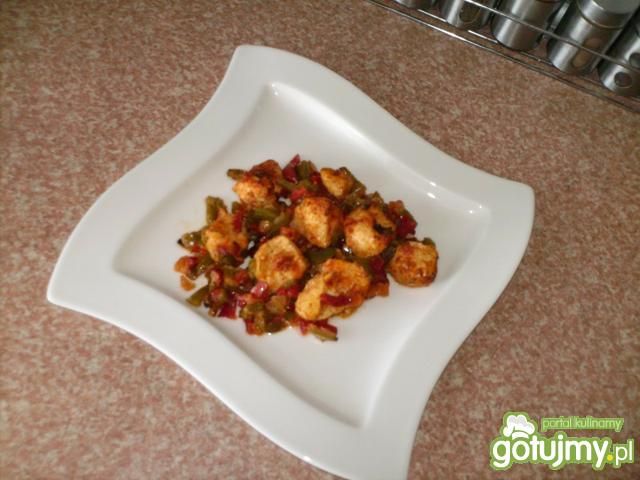 Pierś z kurczaka zapiekana w papryce