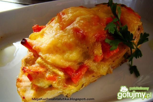 Pierś z kurczaka zapiekany z włoszczyzną