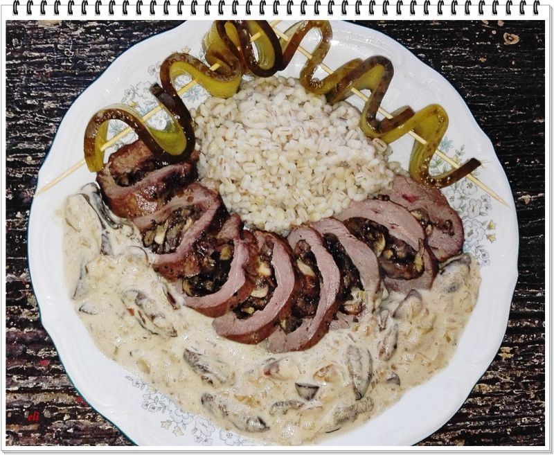 Piersi gęsi Eli nadziewane grzybami Piersi gęsi Eli nadziewane grzybami