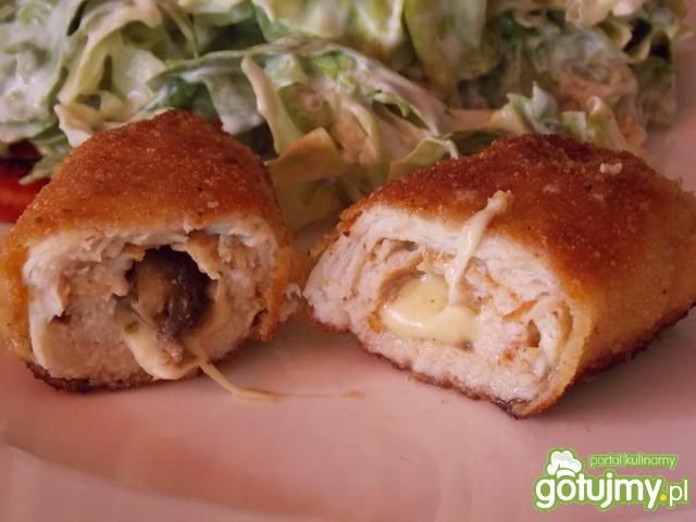 Piersi nadziewane pieczarkami i serem Piersi nadziewane pieczarkami i serem