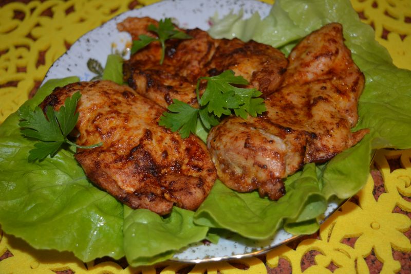 Piersi w marynacie paprykowo-musztadowej Piersi w marynacie paprykowo-musztadowej