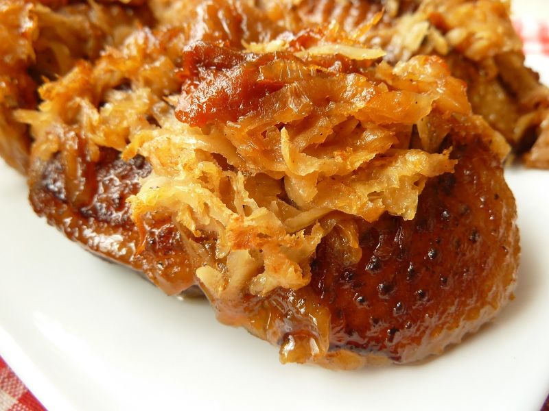 Piersi z gęsi w sosie selerowo-śliwkowym Piersi z gęsi w sosie selerowo-śliwkowym