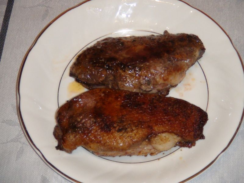 Piersi z kaczki marynowane w miodzie