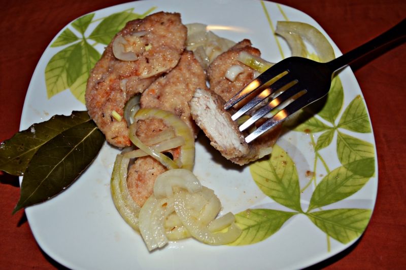 Piersi z kurczaka w zalewie octowej