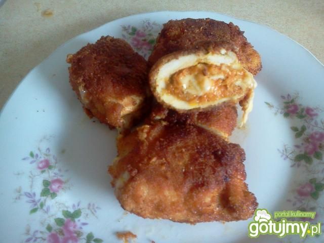 Piersi z kurczaka z farszem marchewkowym Piersi z kurczaka z farszem marchewkowym