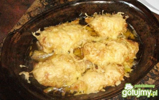Piersi z kurczaka z serem i porami Piersi z kurczaka z serem i porami