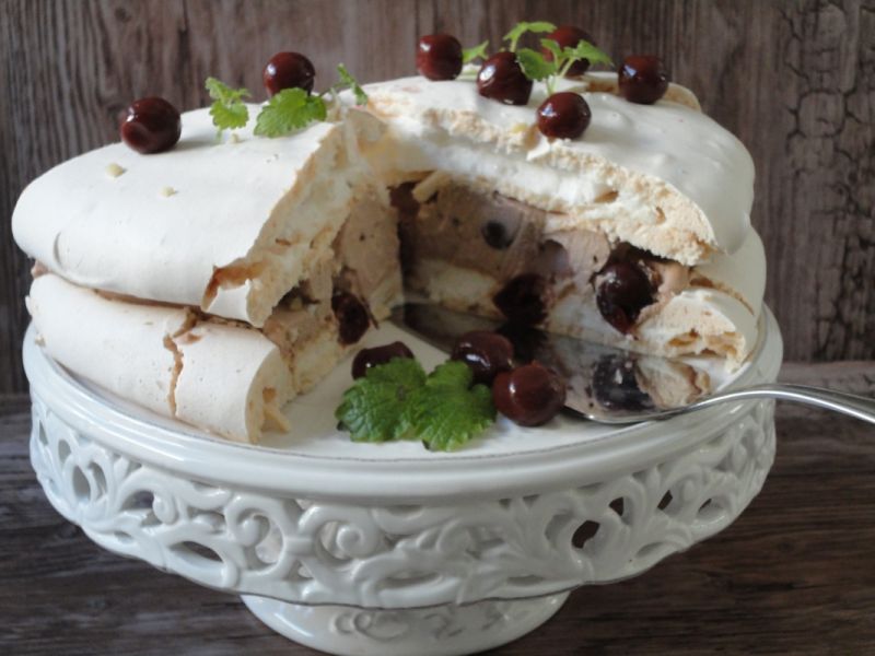 Pijany tort bezowy Pijany tort bezowy
