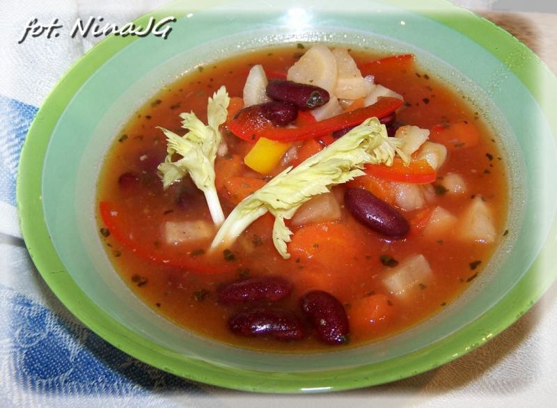  Pikantna  jarzynówka na wodzie z ziemniaków 