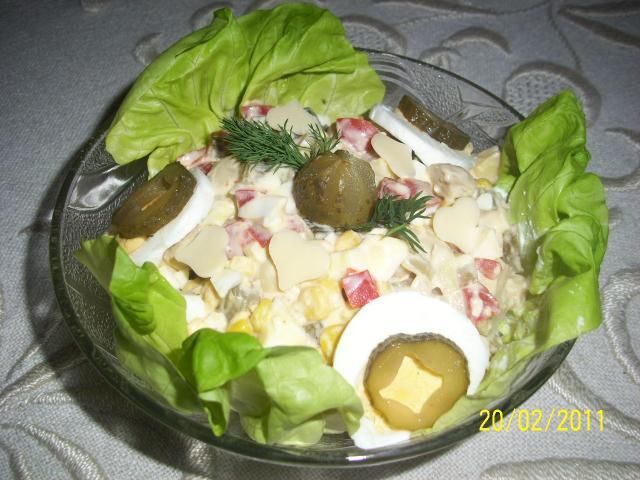 Pikantna sałatka do wódki