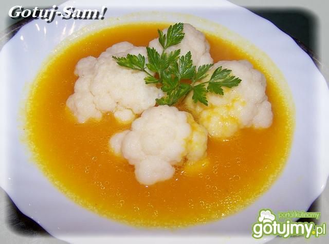 Pikantna zupa dyniowa z kalafiorem