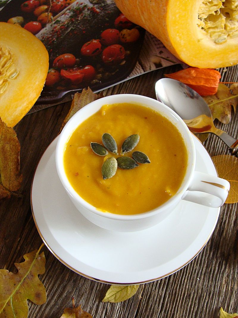 Pikantna zupa z dyni i chili