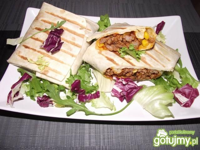 Pikantne burrito z mięsem