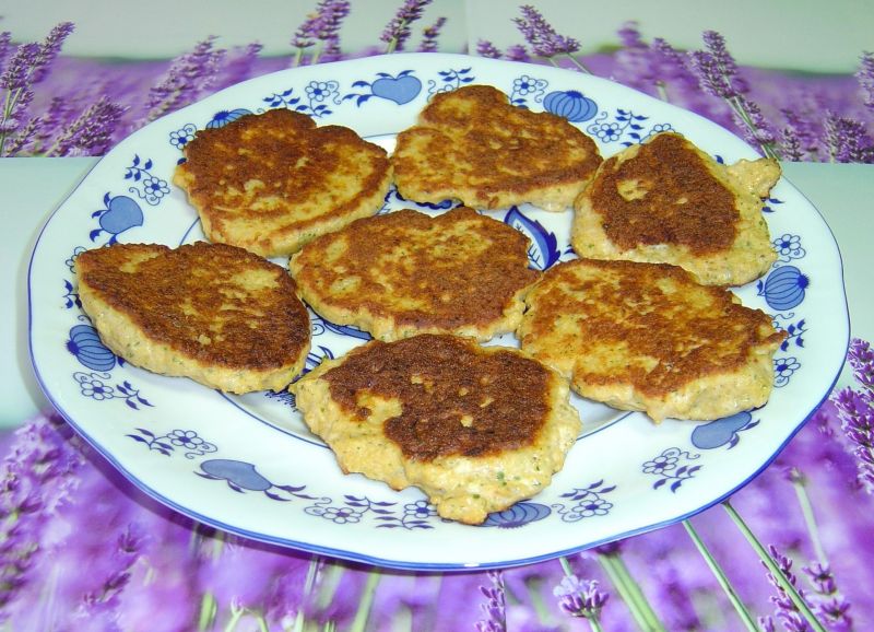 Pikantne kotleciki drobiowe z ziemniakiem