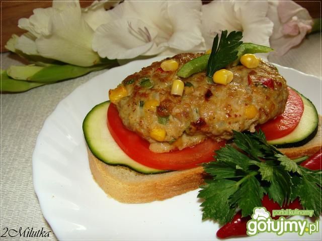 Pikantne kotlety mielone z jarzynami