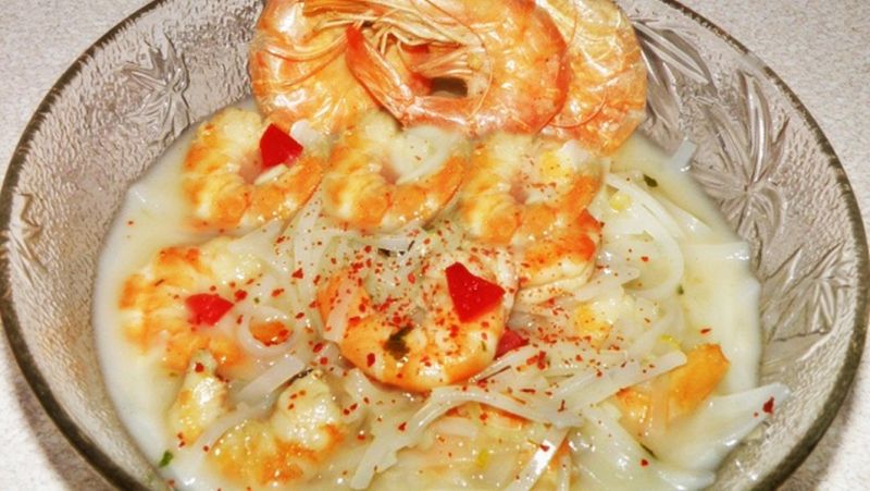 Pikantny bulion krewetkowy