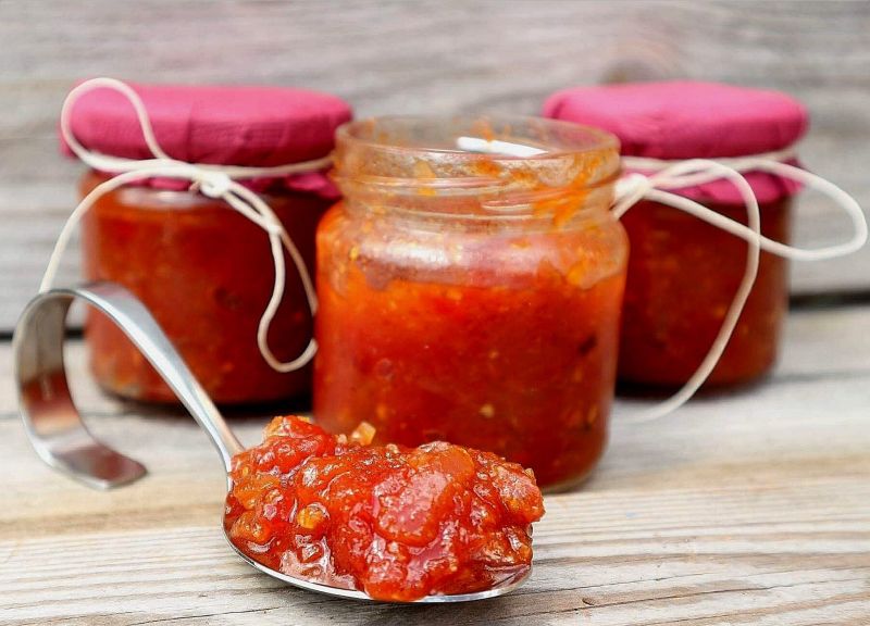 Przepis Pikantny chutney pomidorowy w stylu indyjskim przepis