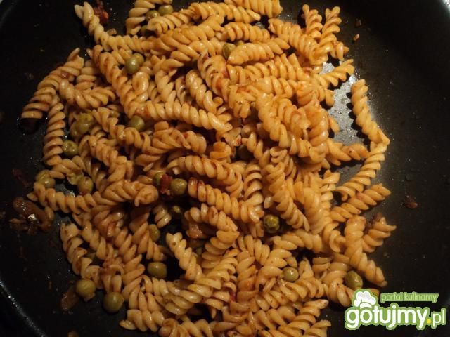 Pikantny makaron z chorizo Pikantny makaron z chorizo