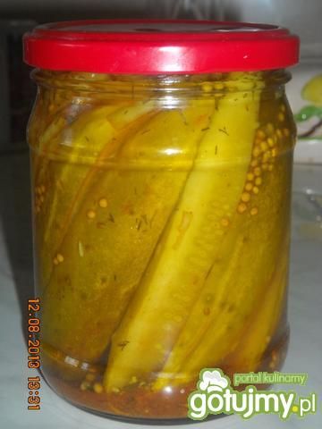 Pikle w zalewie curry