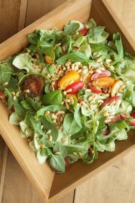 Piknikowa sałatka z makaronem