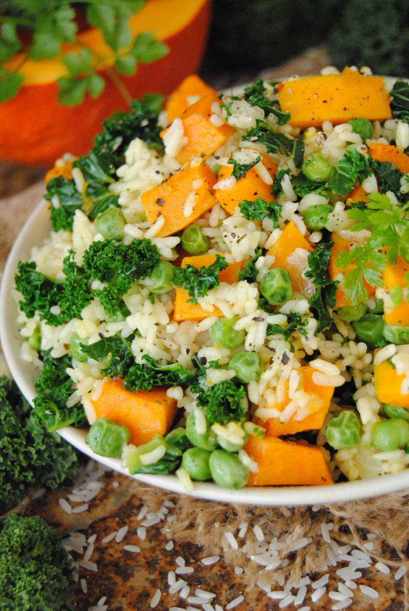 Pilaw z dyni, groszku i jarmużu 