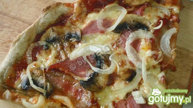Piniowa pizza La Mafia Piniowa pizza La Mafia