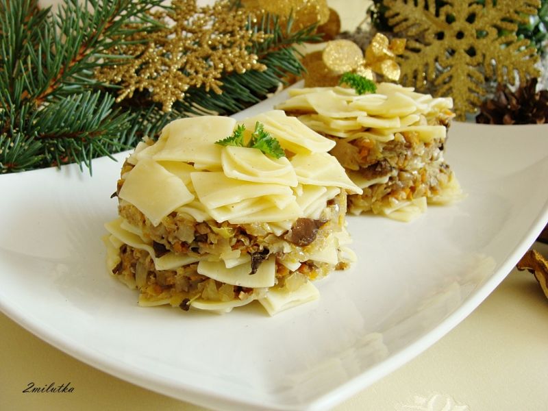 Piramidki z łazanek