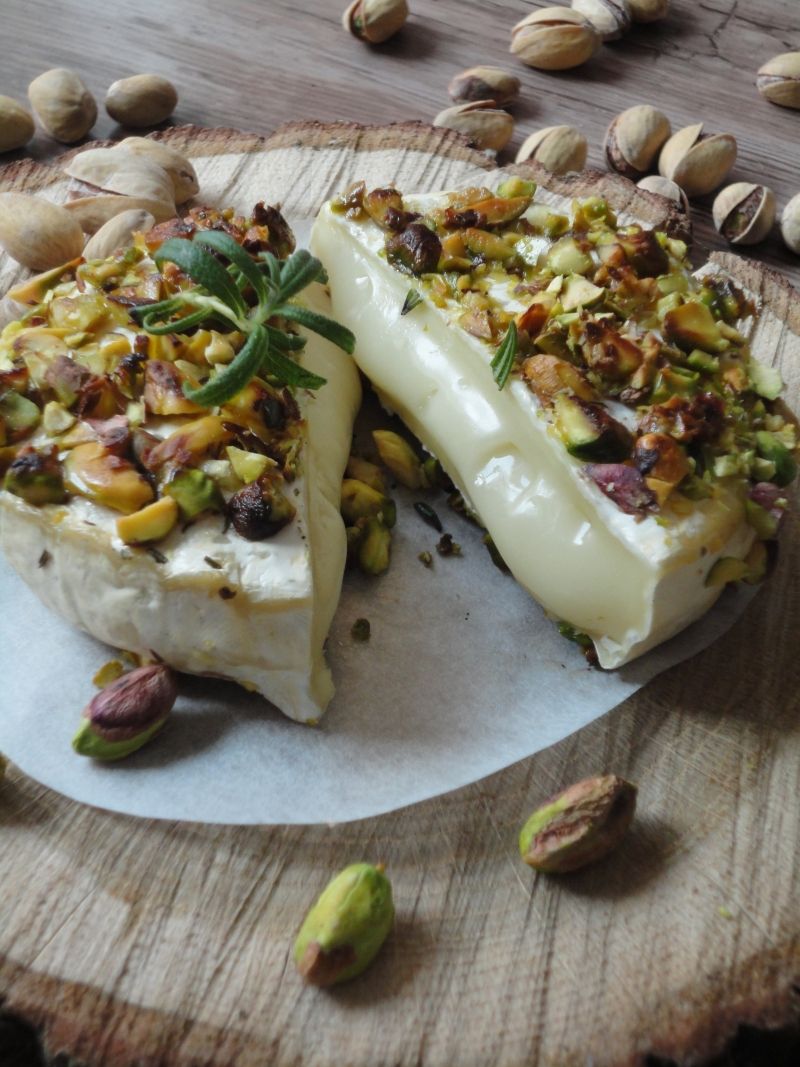 Pistacjowy camembert Pistacjowy camembert