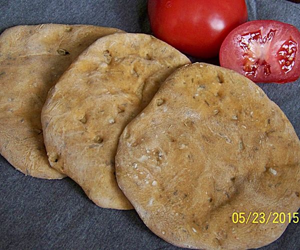 Pita ziołowo-paprykowa