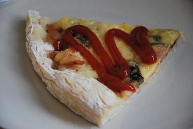 Pizza capriciosa  Pizza capriciosa