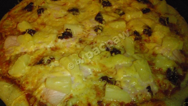 Pizza hawajska podwójnie serowa Pizza hawajska podwójnie serowa