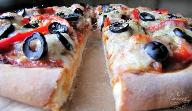 Pizza la'luna Pizza la'luna