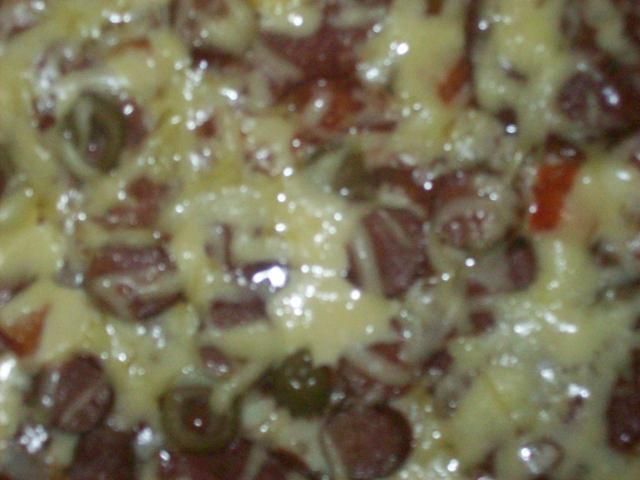 Pizza mięsno ziołowa