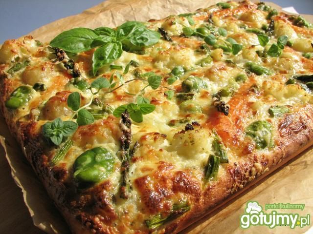 Pizza młodo jarzynowa  Pizza młodo jarzynowa