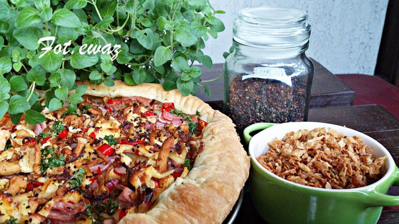 Pizza na francuskim cieście Pizza na francuskim cieście