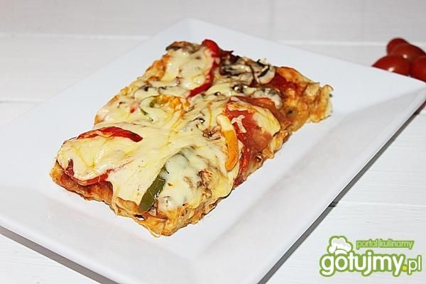 Pizza na grubym spodzie