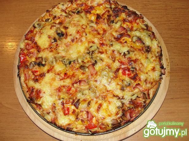 Pizza na kruchym cieście  Pizza na kruchym cieście