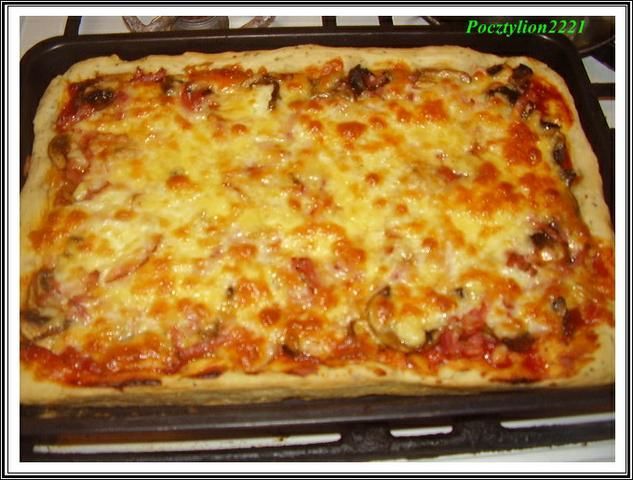 Pizza na szybko Pocztylionka:) Pizza na szybko Pocztylionka:)
