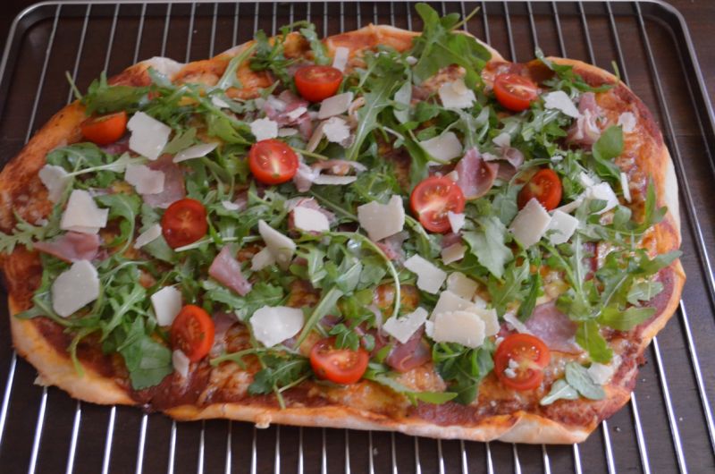 Pizza prosciutto