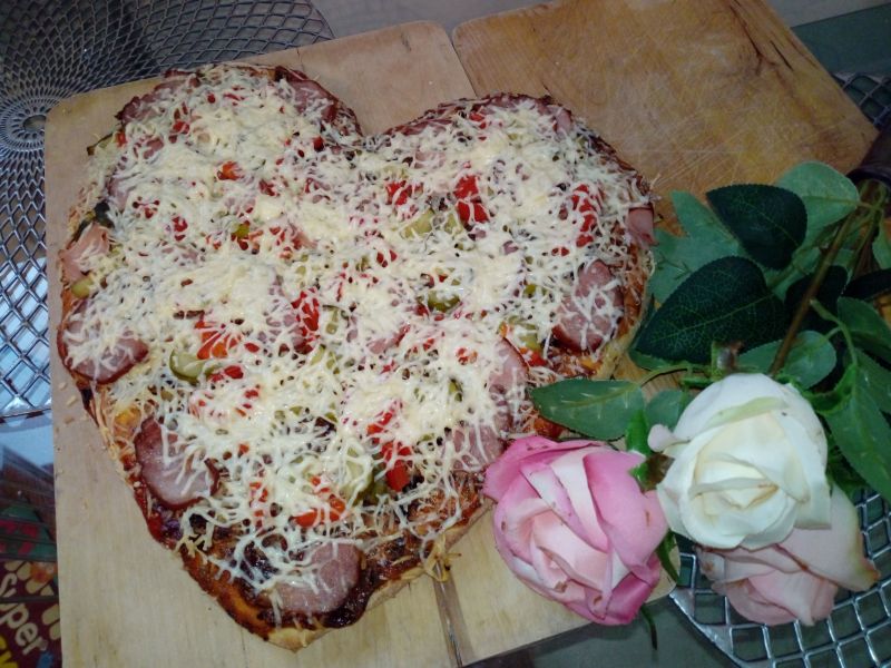 Pizza walentynkowa