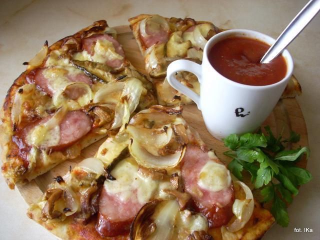 Pizza wiejska Pizza wiejska