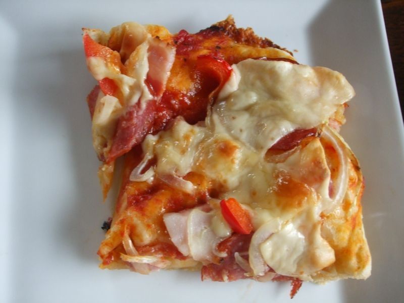 Pizza z boczkiem Pizza z boczkiem