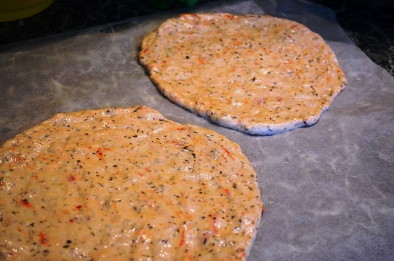 Pizza z dynią i salami 