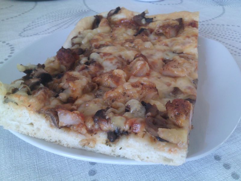 Pizza z gyrosem Pizza z gyrosem