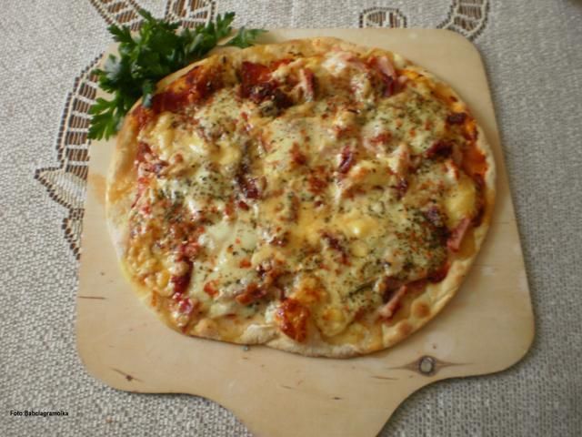Pizza z Kamiennego Kręgu : Pizza z Kamiennego Kręgu :
