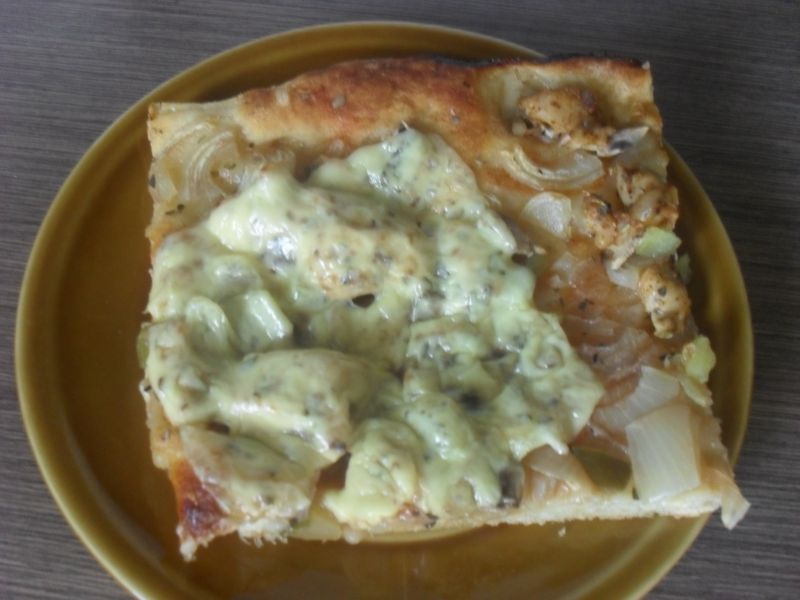 Pizza z kurczakiem Pizza z kurczakiem