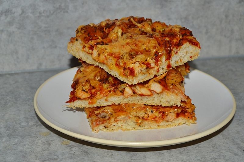 Pizza z kurczakiem gyros